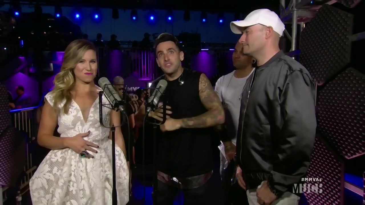 Backstage Lounge with Hedley